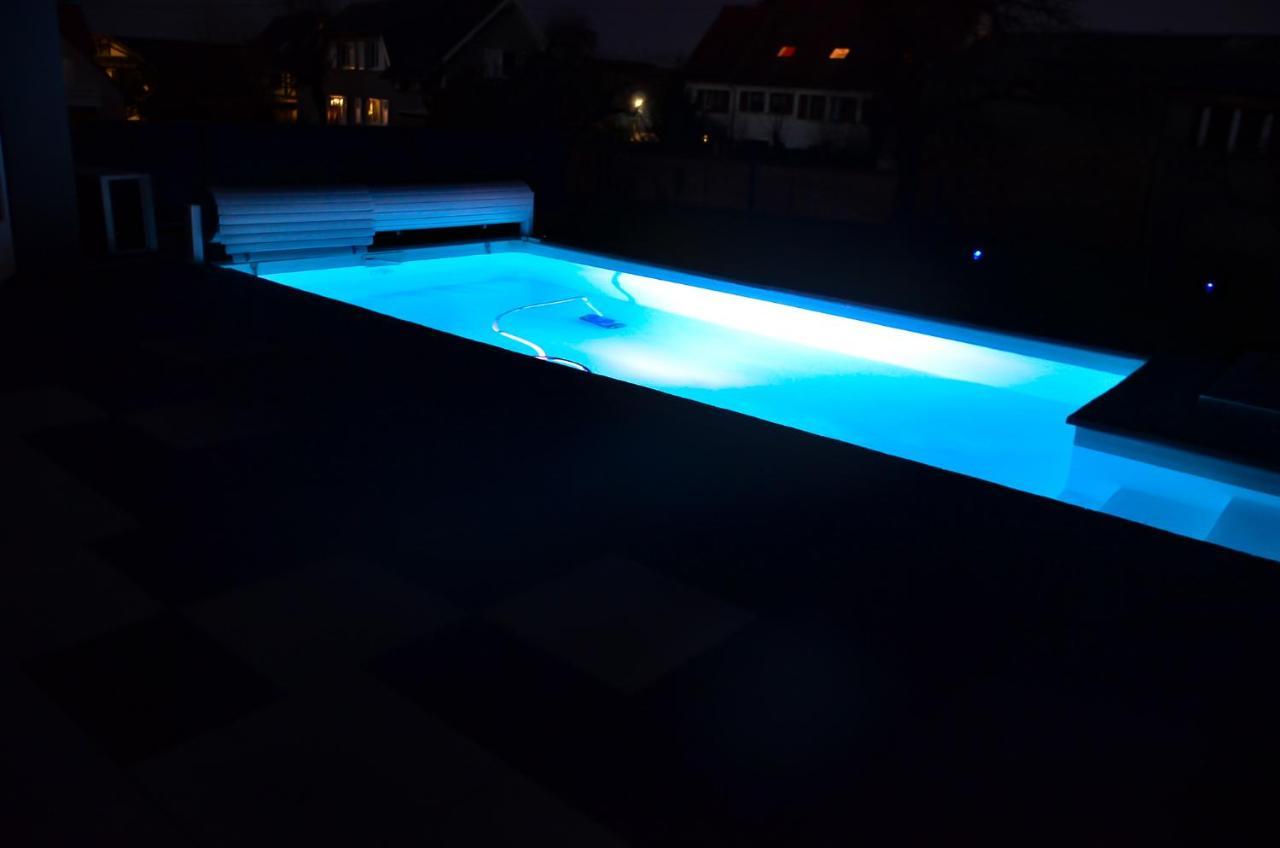 Gîtes Spa Strasbourg - La Villa 14 Furdenheim Exteriör bild